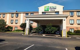 Holiday Inn Express Alliance Ohio